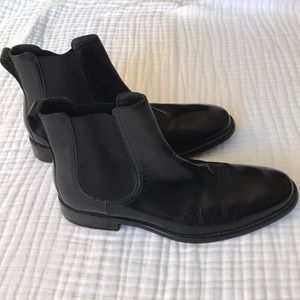 Black men’s Cole Haan boots - size 10